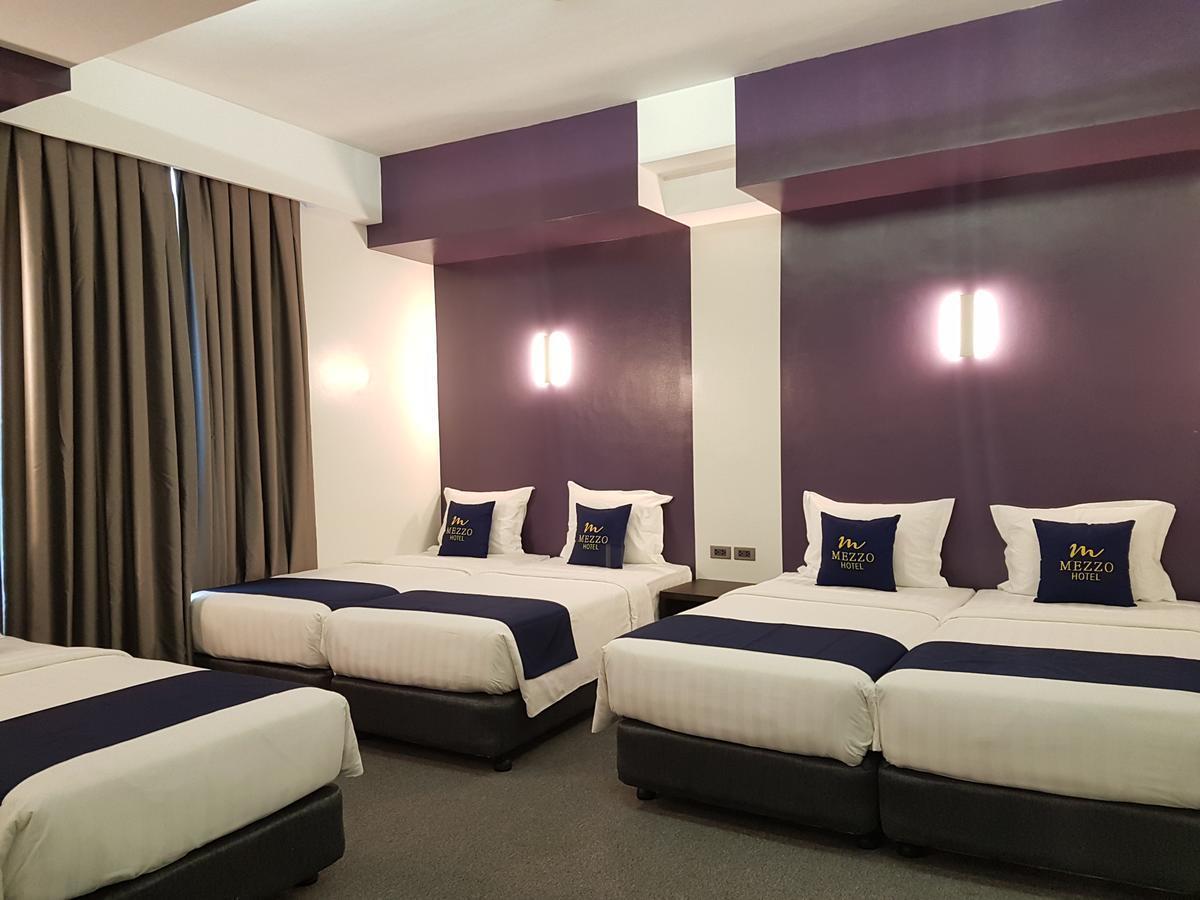 Mezzo Hotel Cebu Exterior photo