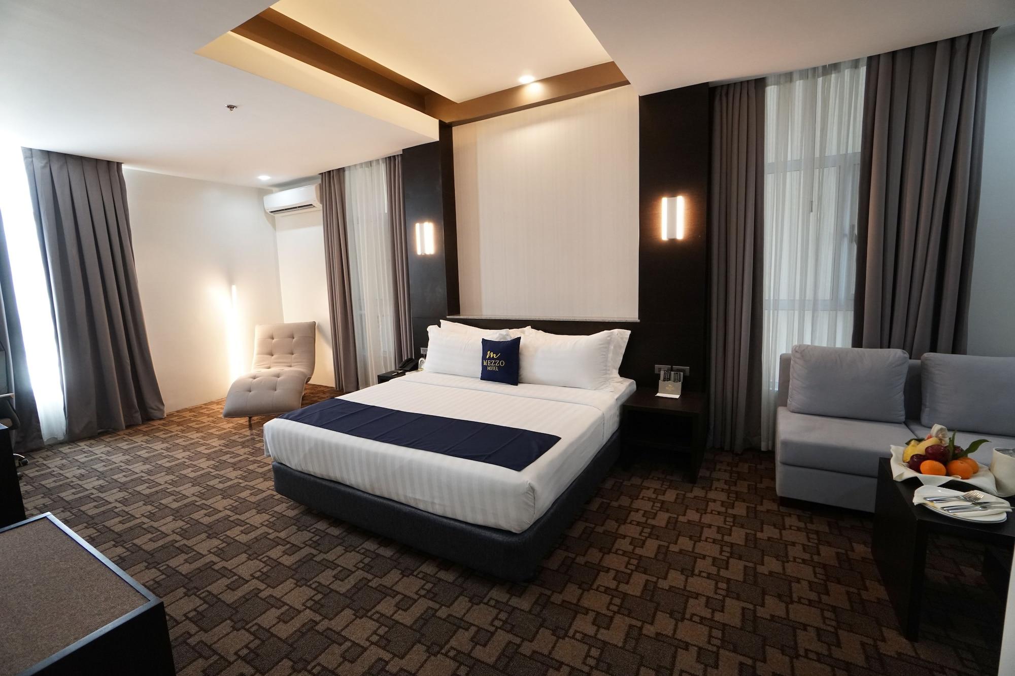 Mezzo Hotel Cebu Exterior photo