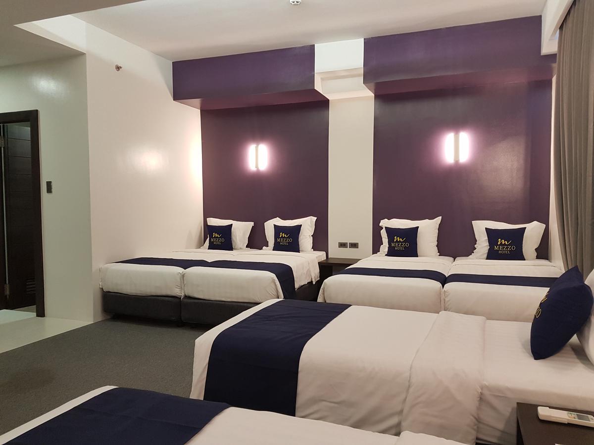 Mezzo Hotel Cebu Exterior photo