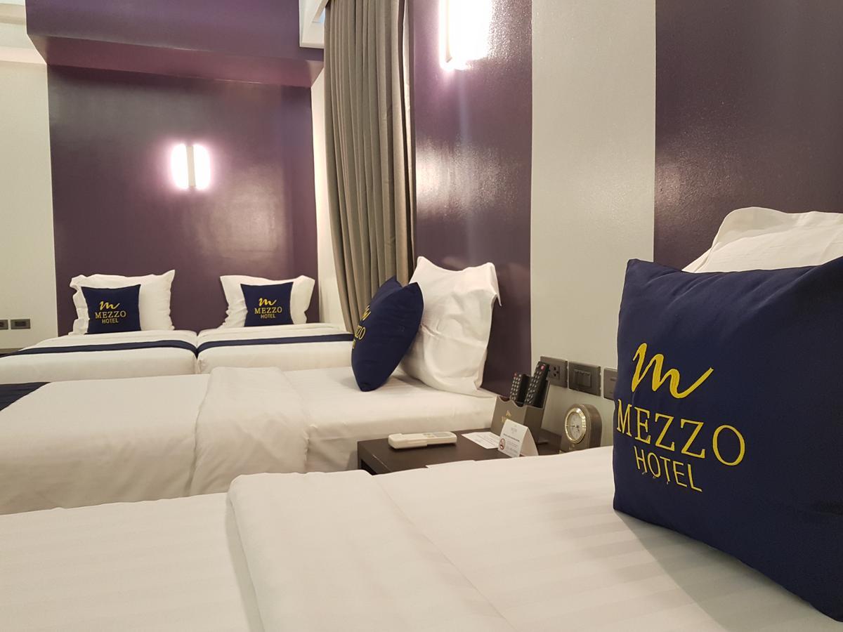 Mezzo Hotel Cebu Exterior photo